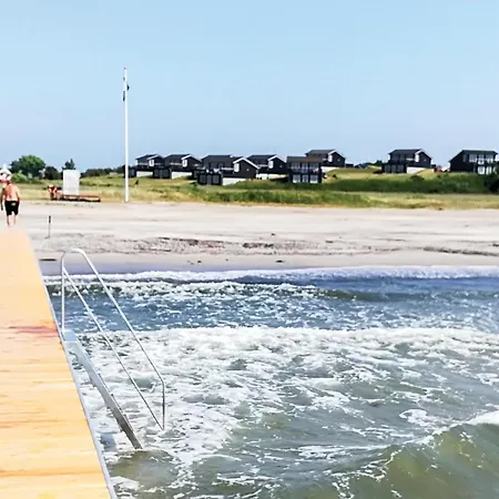 Strandgardsvej X