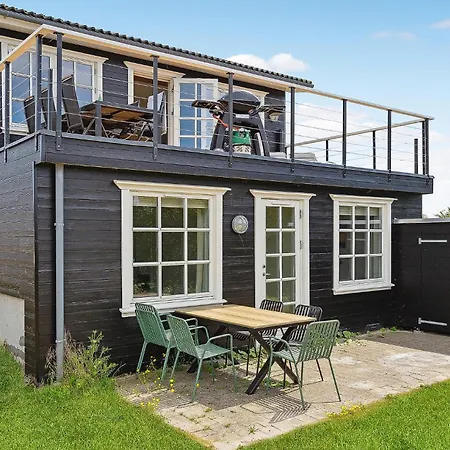 Holiday home Lovely In With Wifi *